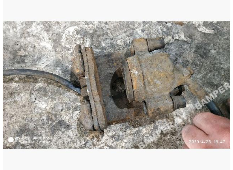 Суппорт передний правый к Volkswagen Golf, 1986г.