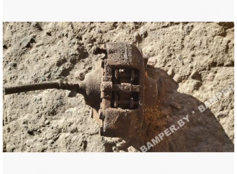 Суппорт задний правый к Mercedes C W203