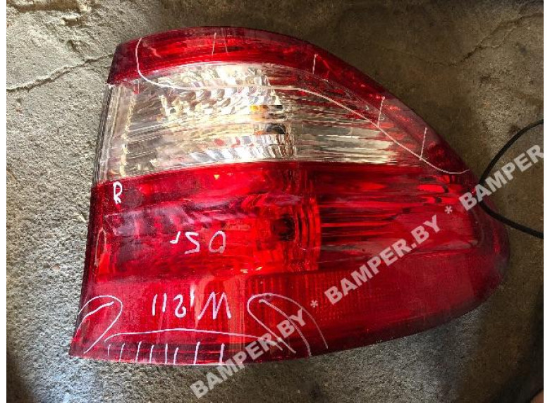 Фонарь задний правый к Mercedes E W211, 2005г.