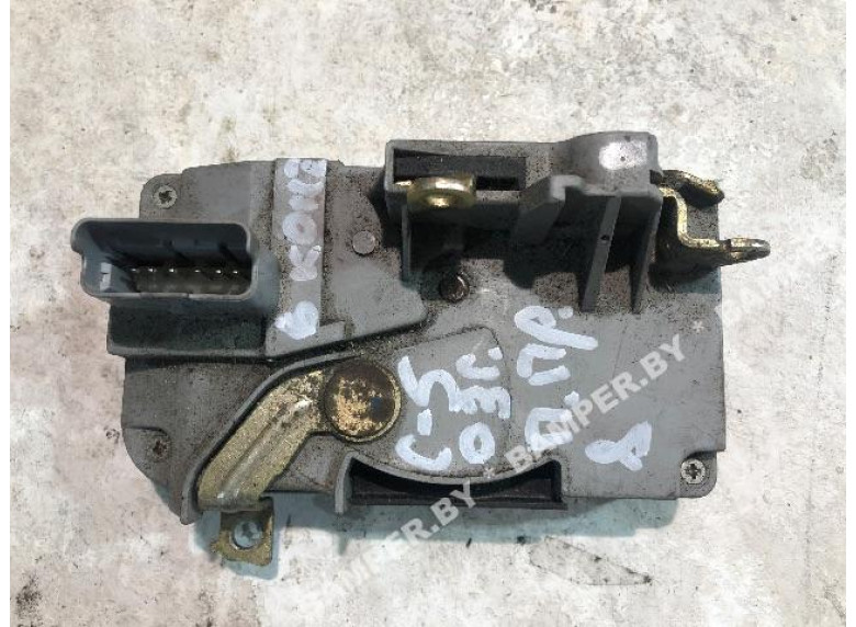 Замок двери передней правой к Citroen C5, 2003г.