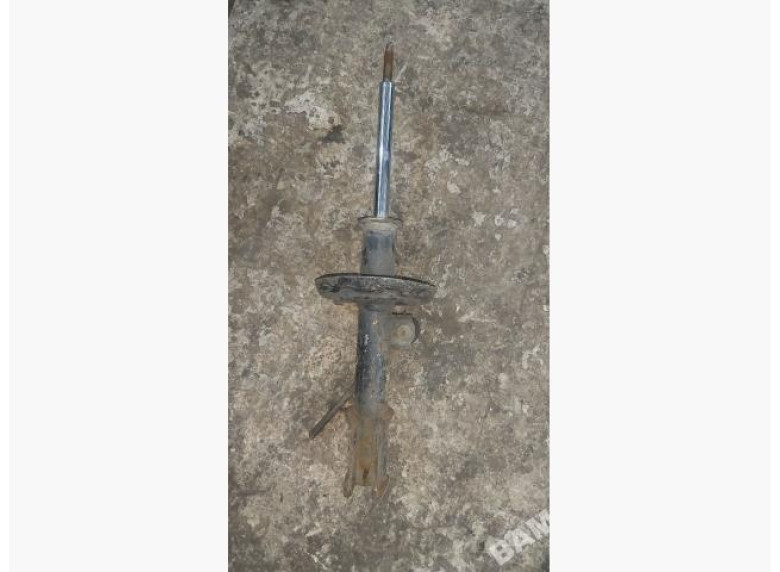 Амортизатор передний левый к Opel Combo, 2001г.