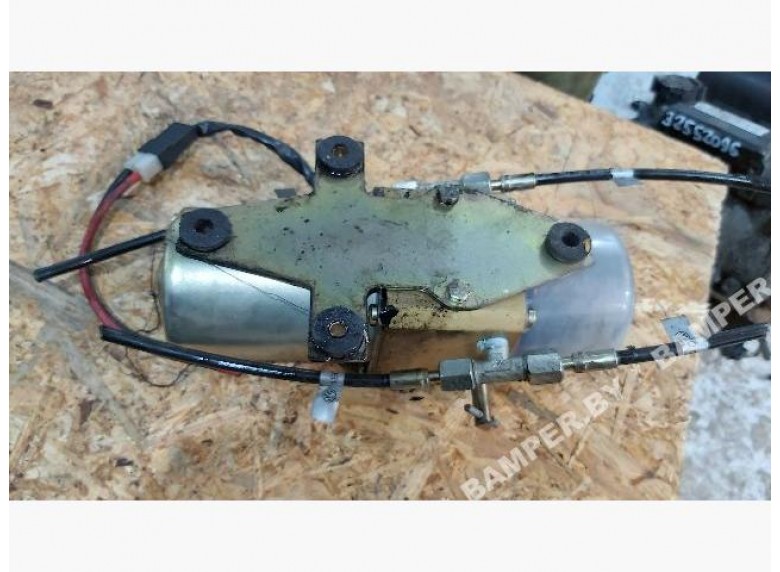 Насос подъёма кабины к Volkswagen Golf