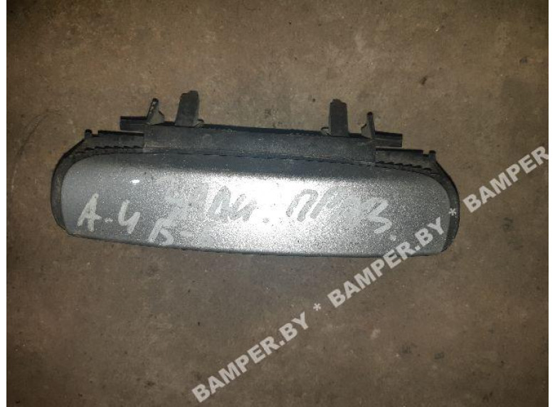 Ручка наружная передняя правая к Audi A4, 2002г.