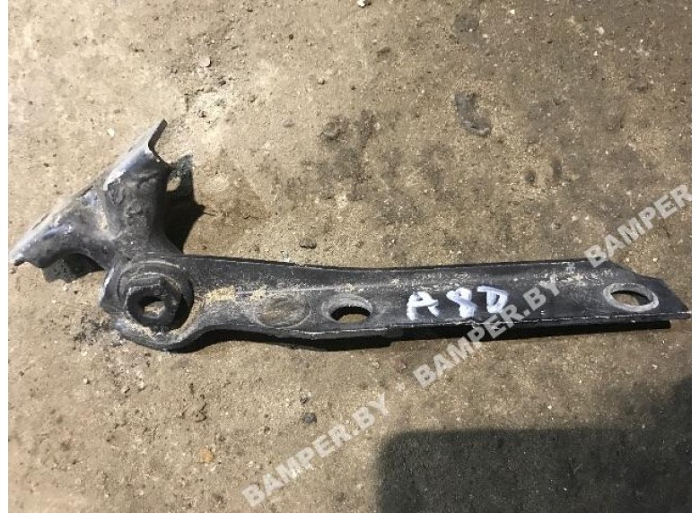 Петля капота правая к Audi 80
