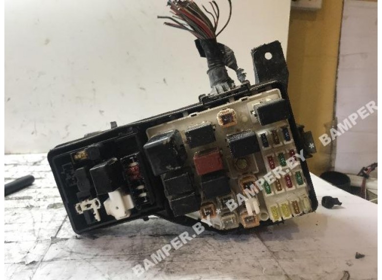 Блок предохранителей к Toyota RAV4