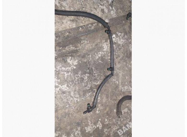 Трубка обратки форсунок к Peugeot Expert