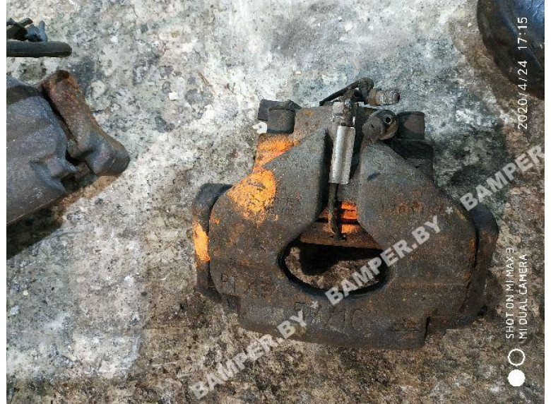 Суппорт передний левый к Volkswagen Transporter, 2005г.