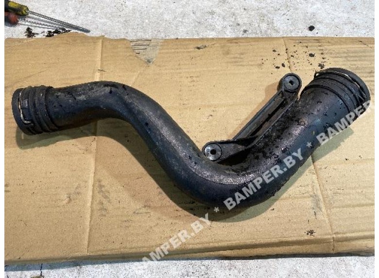 Патрубок интеркулера к Volkswagen Touran