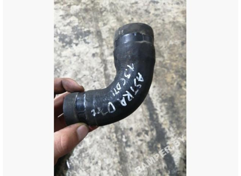 Патрубок интеркулера к Opel Astra, 2007г.