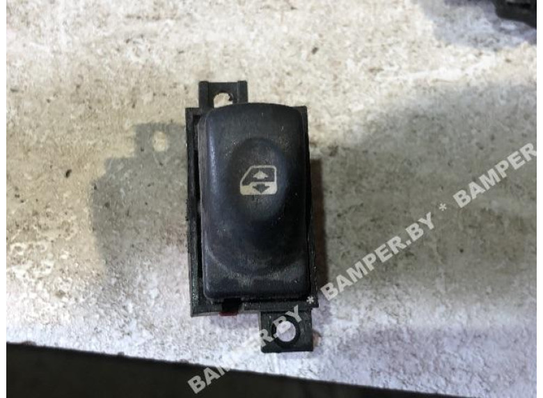 Кнопка стеклоподъемника к Renault Laguna, 2000г.