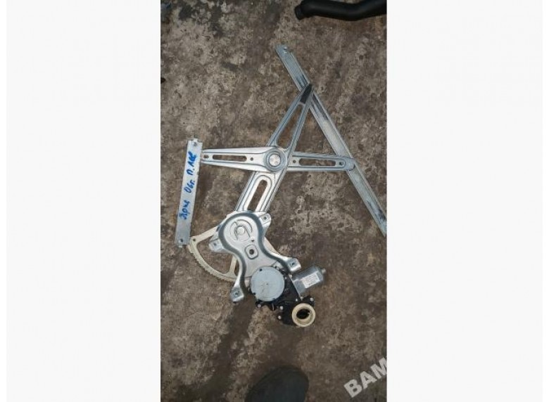 Стеклоподъемник электрический передний левый к Toyota Yaris