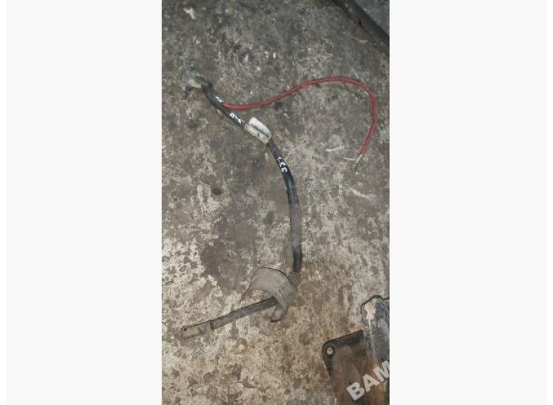 Клемма аккумулятора плюс к Volkswagen Passat, 2007г.