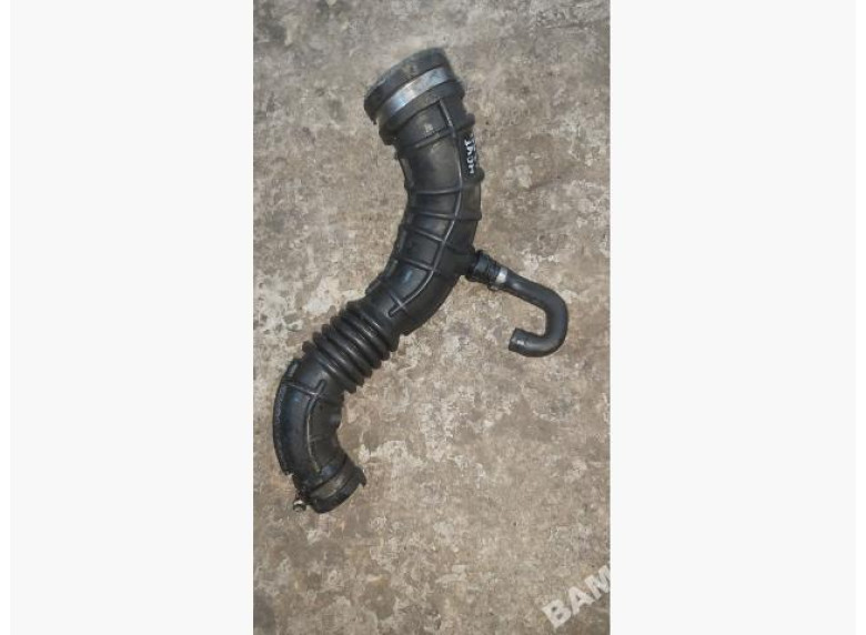 Патрубок воздушного фильтра к Nissan Note