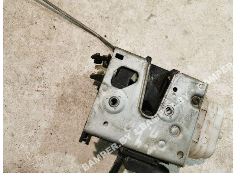 Замок двери передней правой к Audi A4, 1994г.