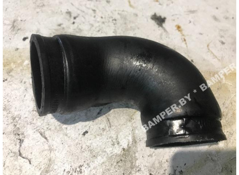 Патрубок интеркулера к Volkswagen Golf, 1998г.