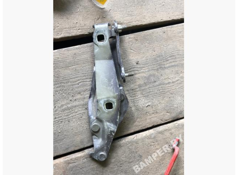 Петля капота правая к Renault Scenic, 2006г.
