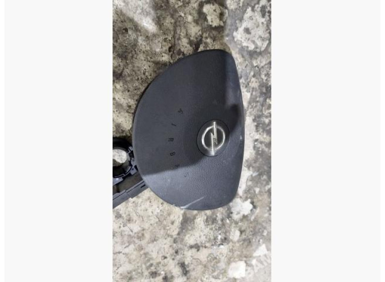 Подушка безопасности водителя к Opel Corsa, 2001г.