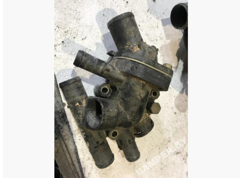 Корпус термостата к Volvo V40