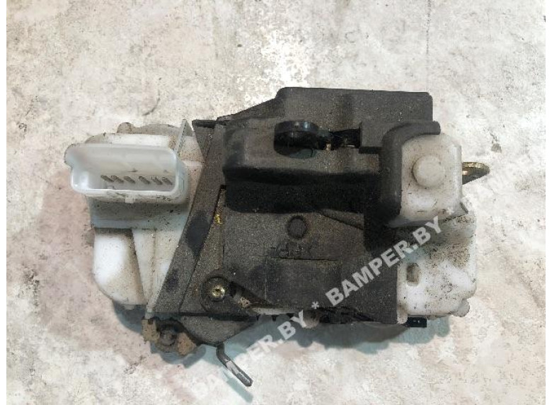 Замок двери передней правой к Citroen C5, 2003г.