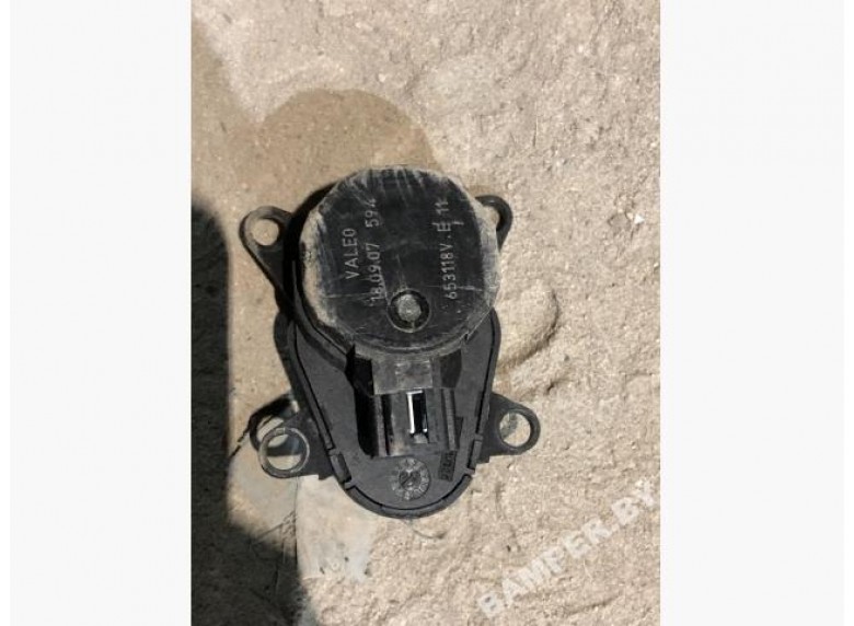 Моторчик заслонки печки к Peugeot 607