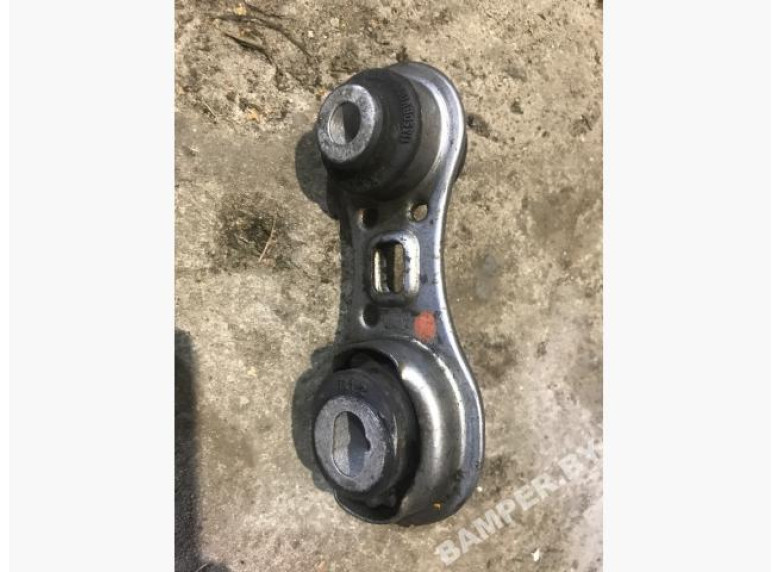 Кронштейн двигателя к Renault Megane, 2003г.