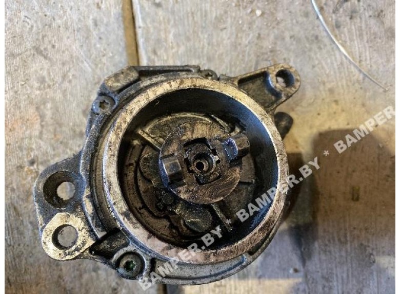 Насос вакуумный к Opel Omega