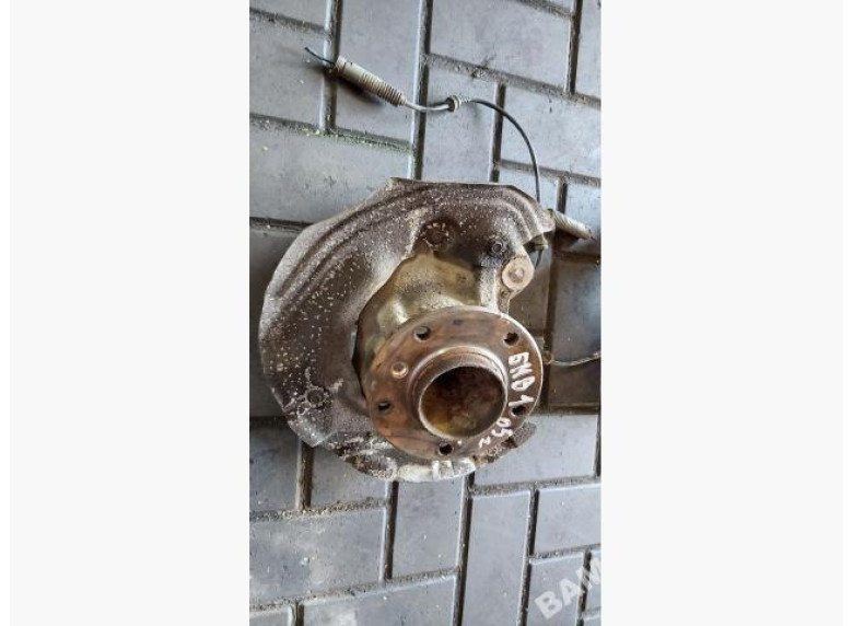 Ступица передняя левая к BMW 1 E87/E81/E82/E88