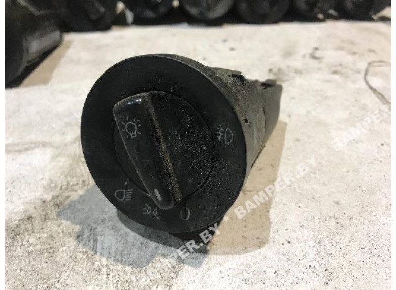 Переключатель света к Volkswagen Golf, 2001г.