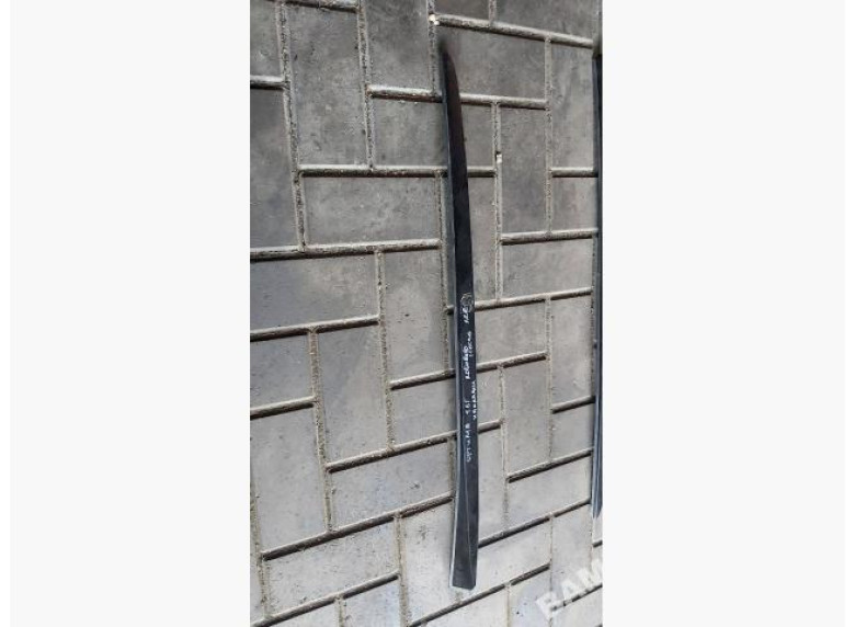 Молдинг стекла лобового к Kia Optima, 2016г.