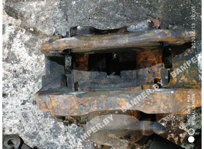 Суппорт передний левый к Peugeot 307, 2003г.