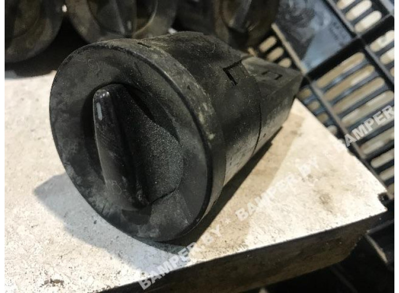 Переключатель света к Skoda Octavia