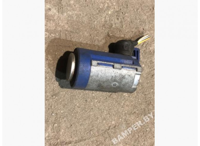 Датчик парктроника к Ford Focus