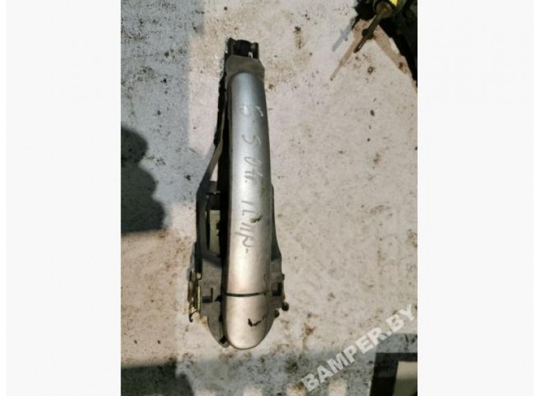 Ручка наружная передняя правая к Volkswagen Passat