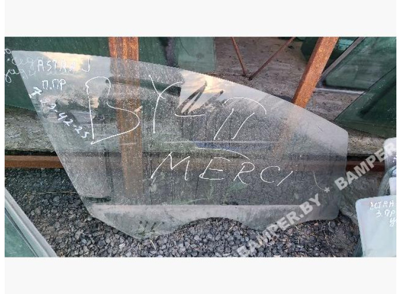 Стекло двери передней правой к Opel Astra, 2010г.