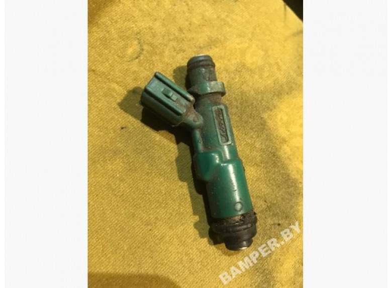 Форсунка к Toyota Yaris