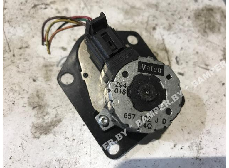 Моторчик заслонки печки к Opel Vectra, 1997г.