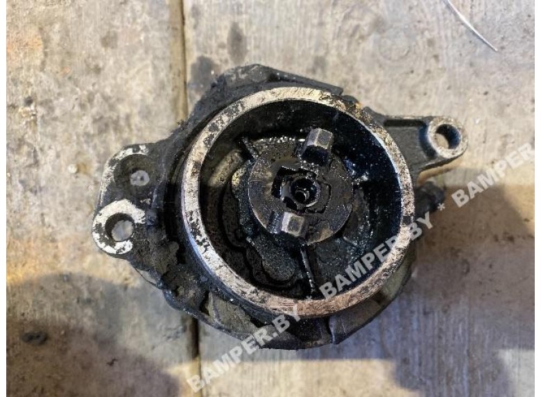 Насос вакуумный к Opel Omega