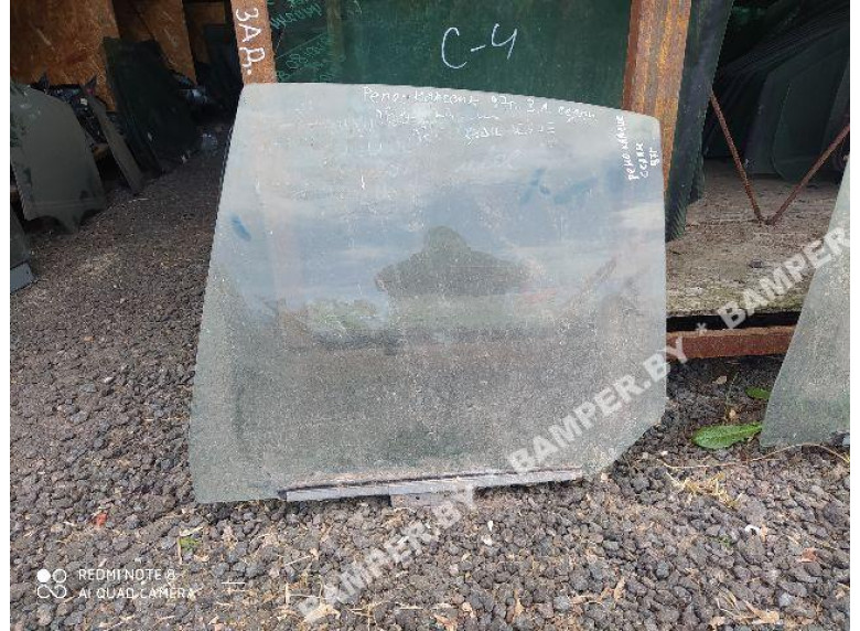 Стекло двери задней левой к Renault Megane, 1998г.