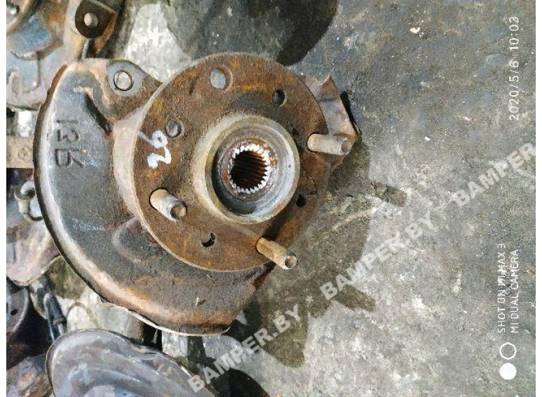 Ступица передняя правая к Mitsubishi Carisma