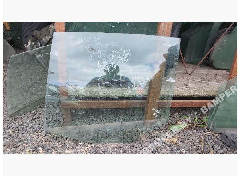 Стекло двери задней левой к Volkswagen Golf, 2006г.