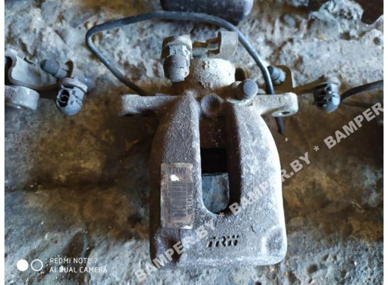 Суппорт задний правый к Citroen Berlingo, 2005г.