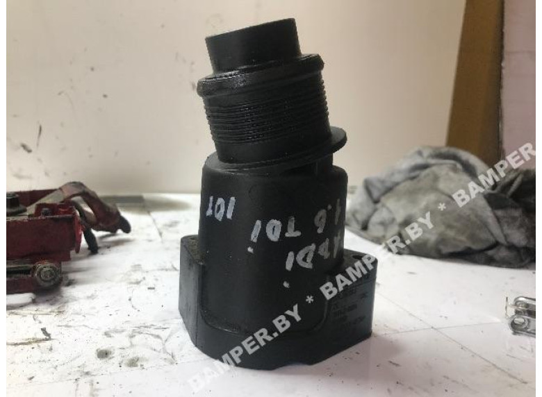 Патрубок турбины к Volkswagen Golf, 2010г.