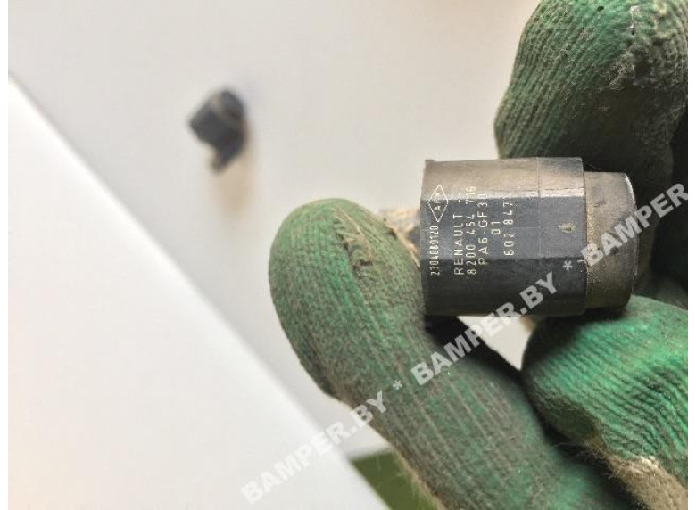 Датчик парктроника к Renault Megane, 2008г.