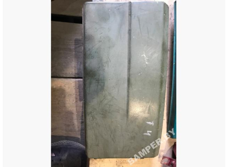 Ус под фару левый к Volkswagen Transporter, 1999г.