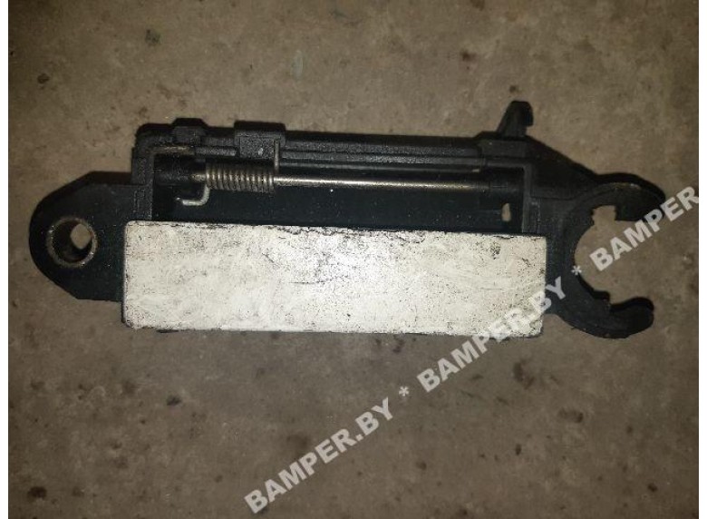 Ручка наружная передняя левая к Audi 80