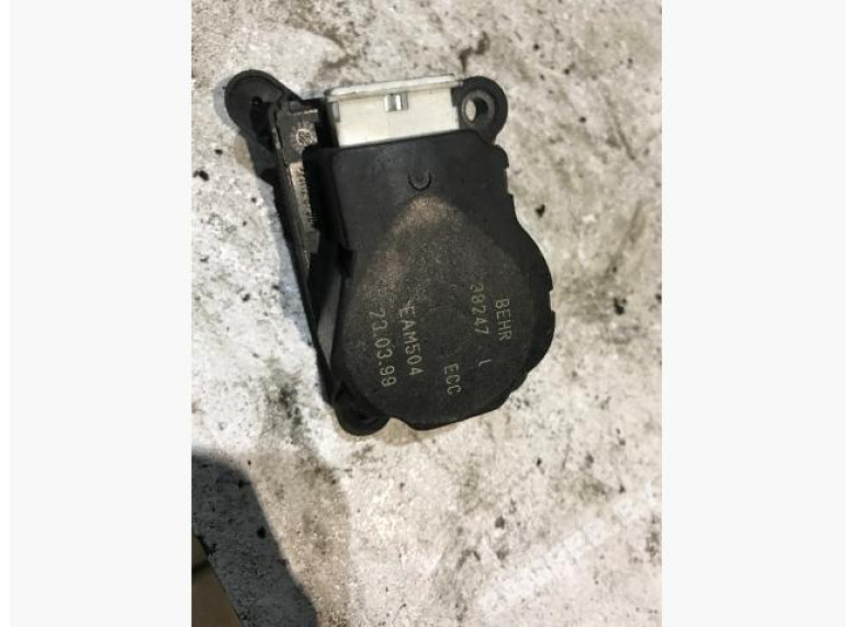 Моторчик заслонки печки к Volvo S80