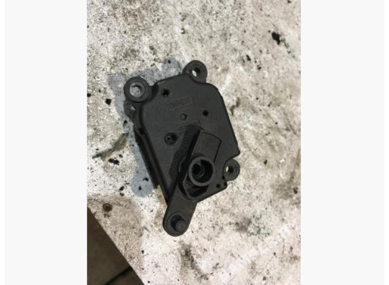 Моторчик заслонки печки к Volvo S80