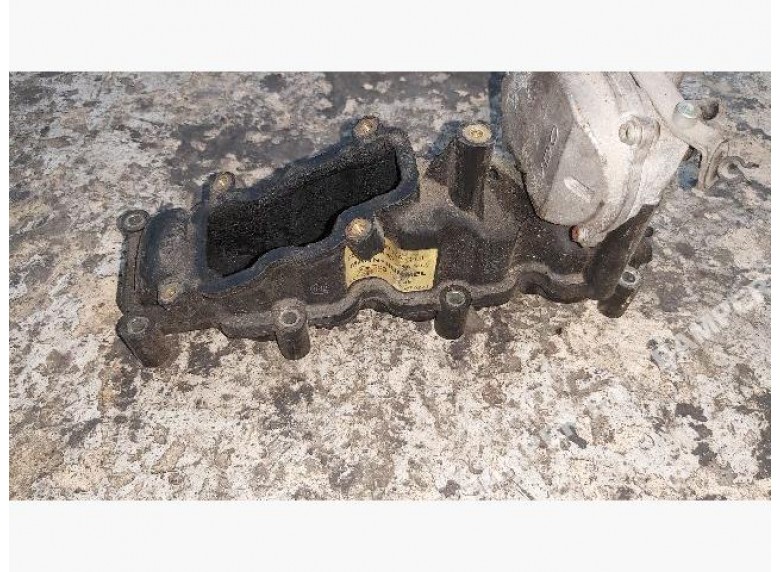 Коллектор впускной к Audi A8