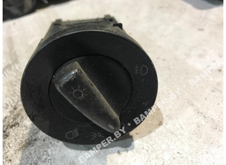 Переключатель света к Volkswagen Golf, 2000г.