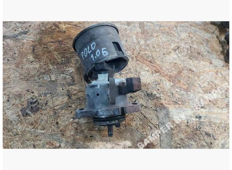 Распределитель зажигания (трамблёр) к Volkswagen Polo, 1998г.